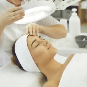 Level 4 Award in Investigative Consultation and Advanced Skin Assessment (RQF)